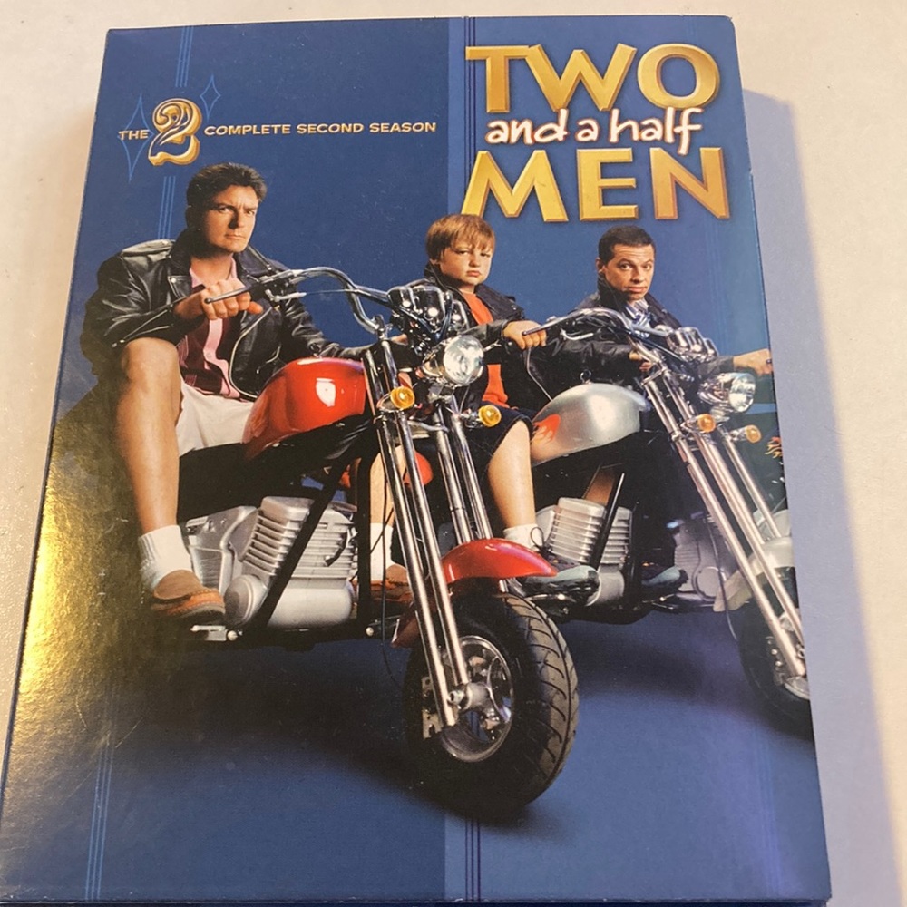 😍3 for $10😍 Season 2 Two and Half Men